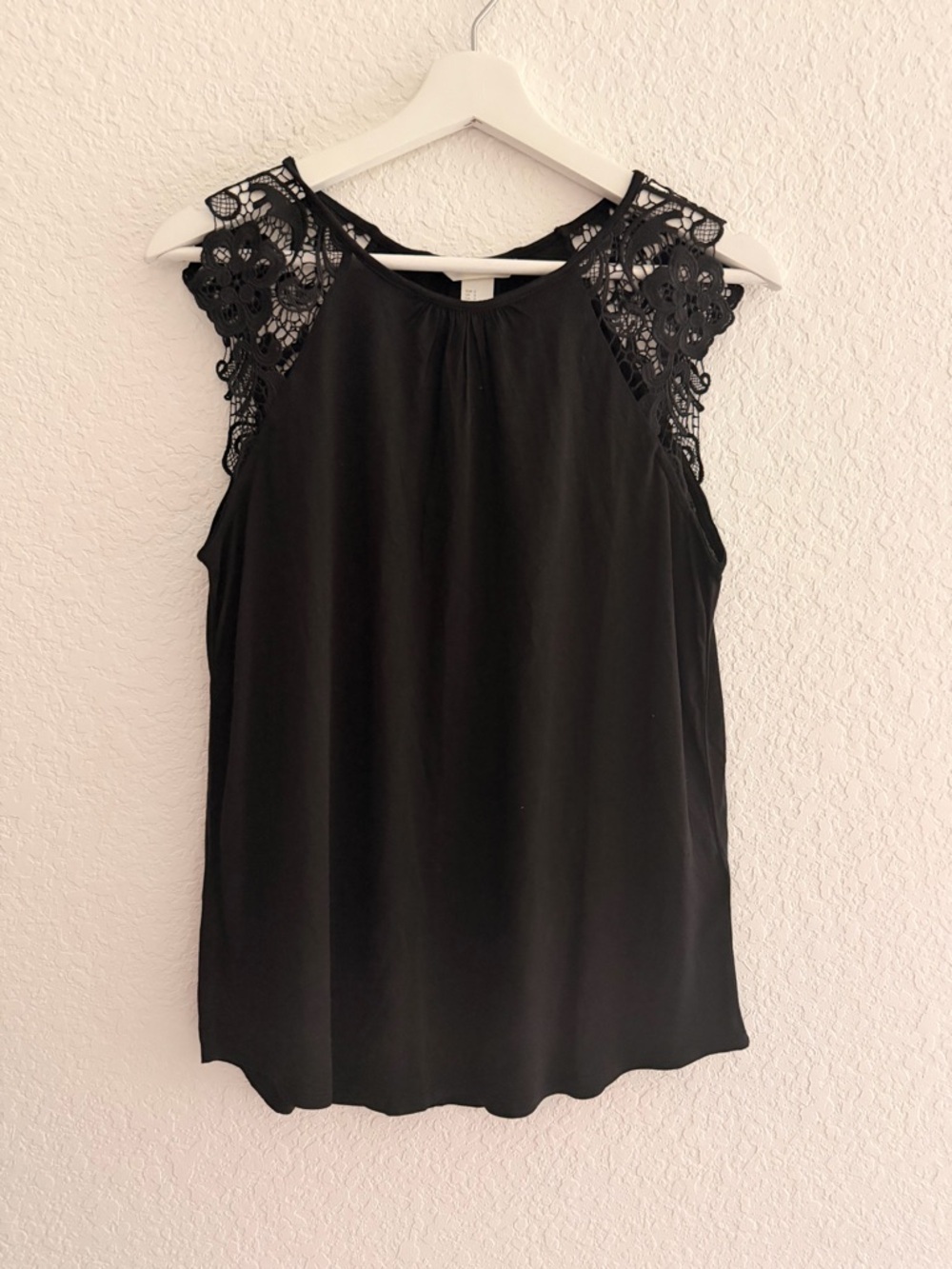 H&M Black Lace-Shoulder Sleeveless Camisole
